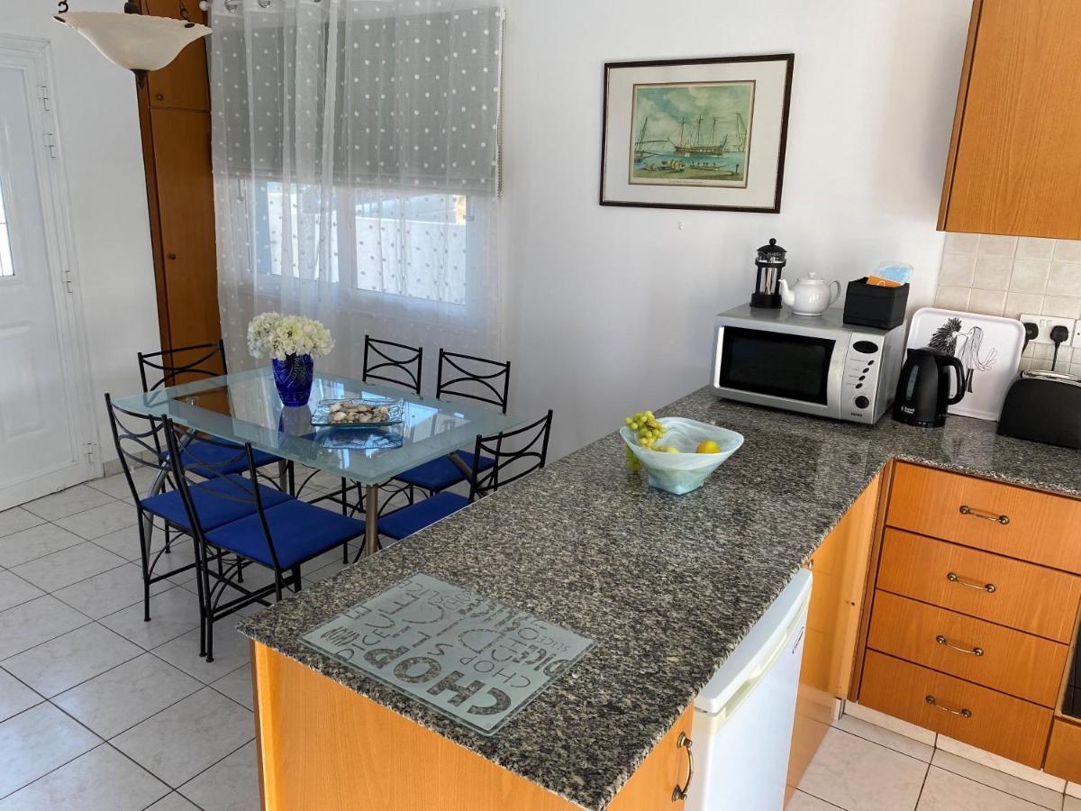 Villa Emiliana Paralimni Luaran gambar