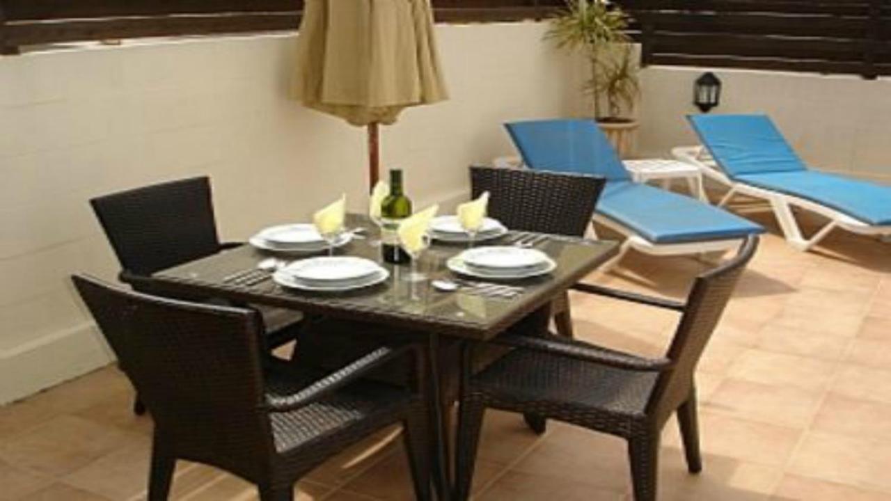 Villa Emiliana Paralimni Luaran gambar